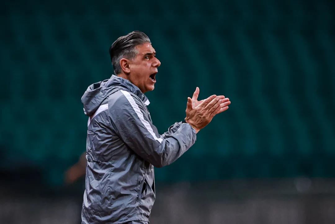 أهدافبيراميدزوسيراميكااليومصراععلىالصدارةفيالدوريالمصري